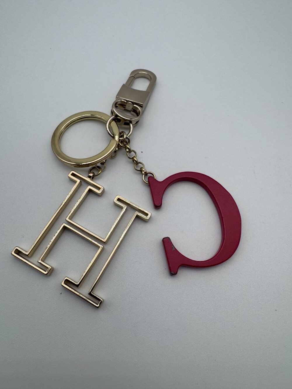 CH Carolina Herrera Gold & Red Logo Keychain Bag Charm - Picture 2 of 4